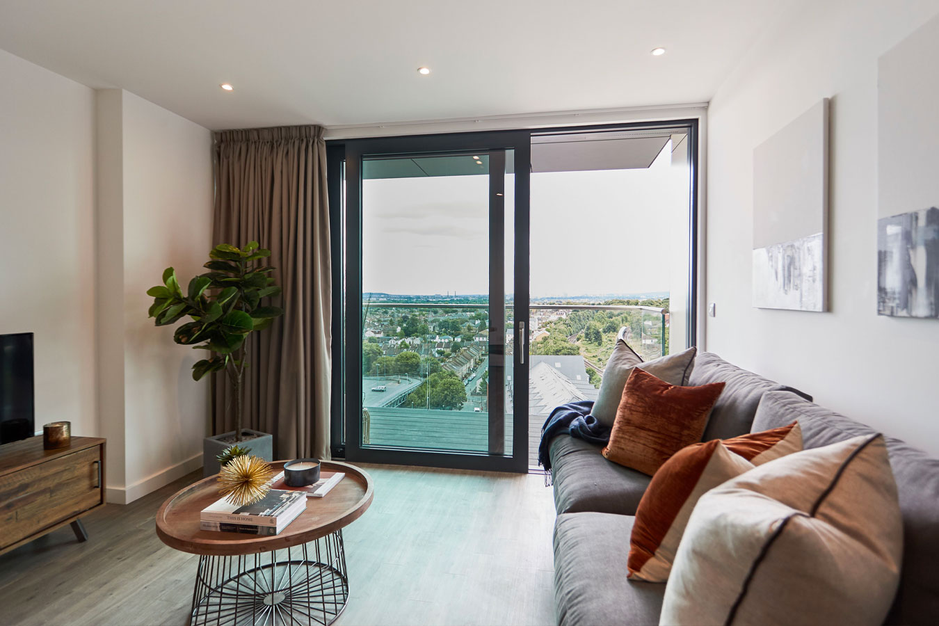 Gallery | 1,2 & 3 Bedroom Apartments To Rent In Sutton | The Well House